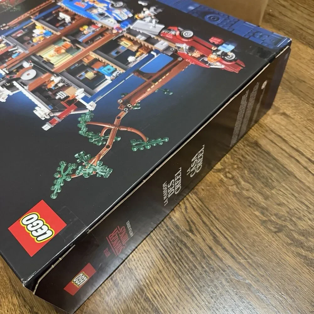 LEGO Stranger Things Creel House 11370 Brand New Sealed IN HAND with Extra YOTH